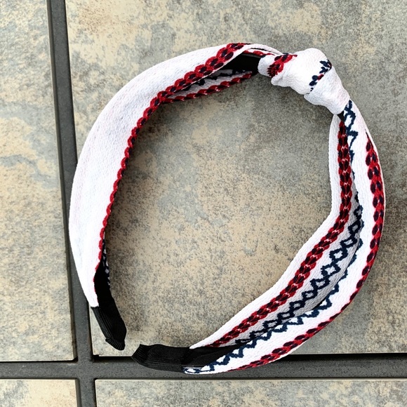 Boho Top Knot Headband White - Picture 5 of 6